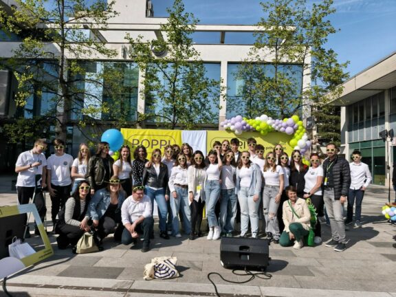 POPRI 2026: 735 mladih in 274 podjetniških idej